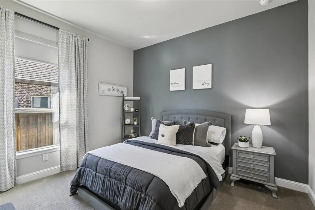 2901 Meadow Dell Drive