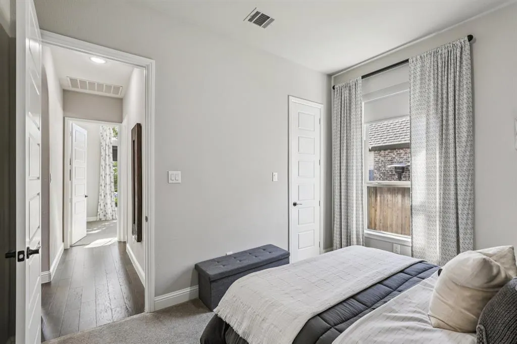 2901 Meadow Dell Drive