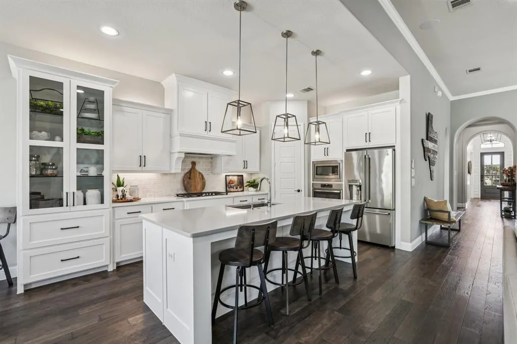 2901 Meadow Dell Drive