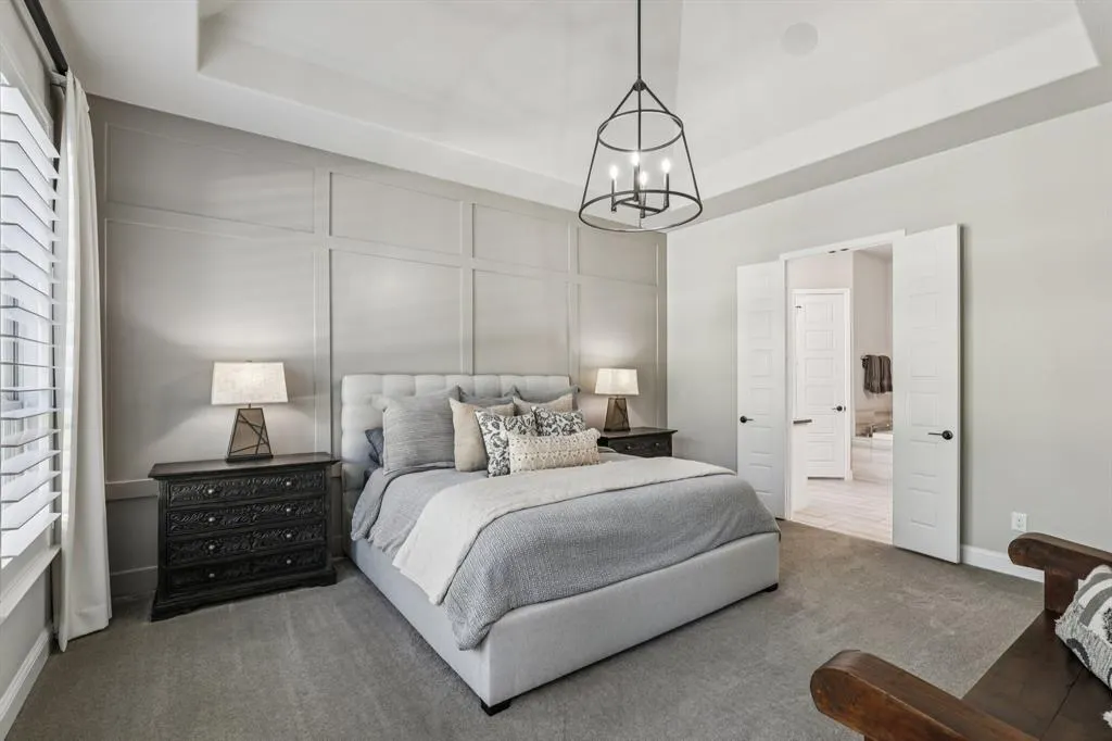 2901 Meadow Dell Drive