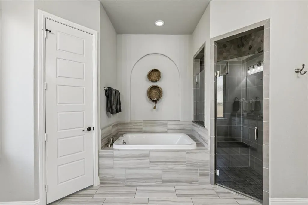 2901 Meadow Dell Drive