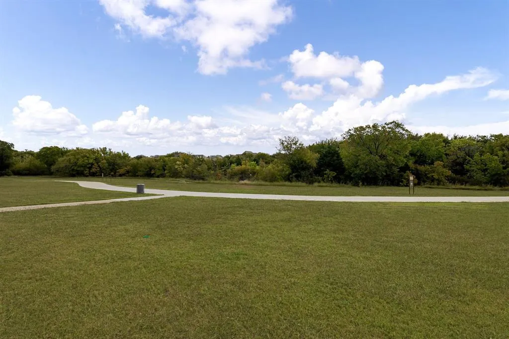 9940 Dartmouth Drive