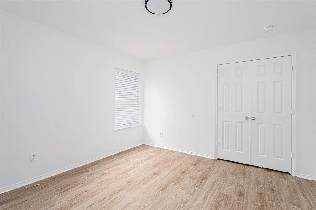 9940 Dartmouth Drive