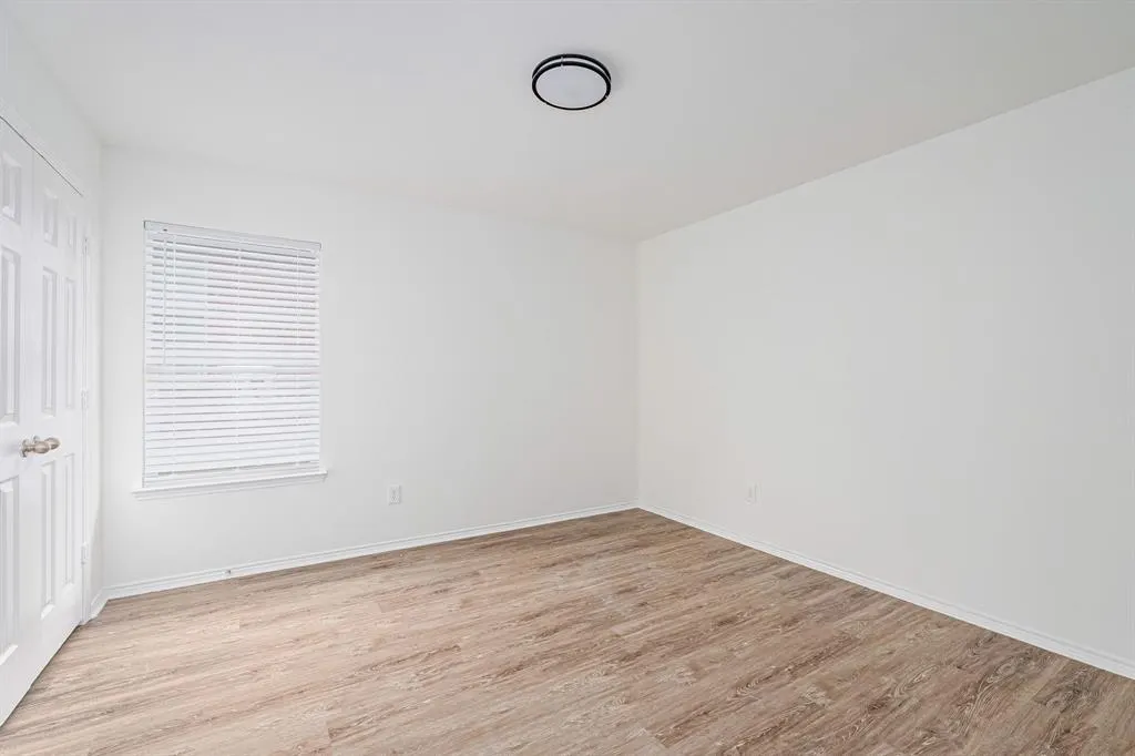 9940 Dartmouth Drive