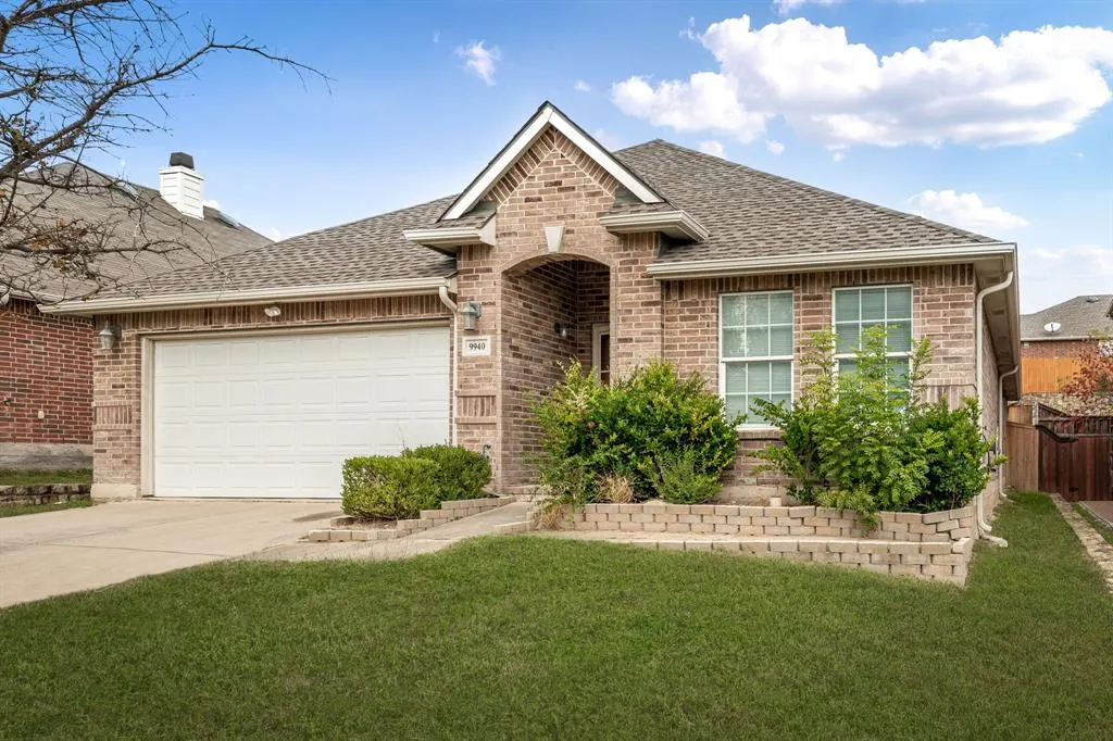 9940 Dartmouth Drive