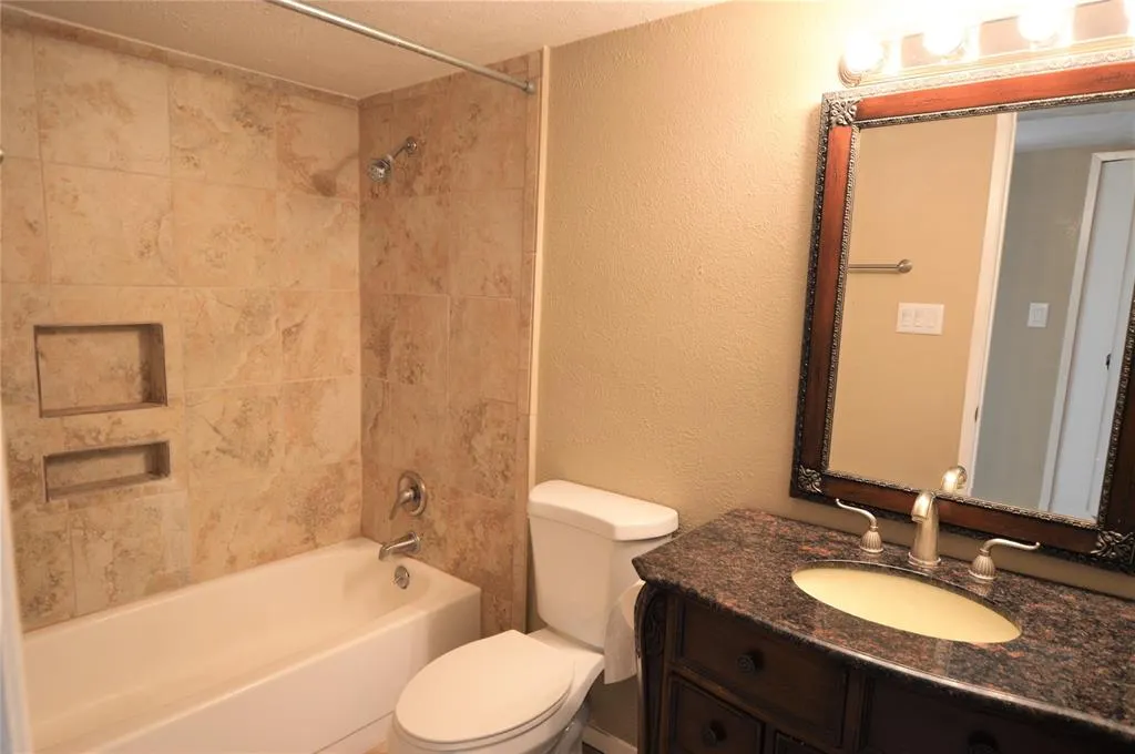 740 Wandering Way Drive