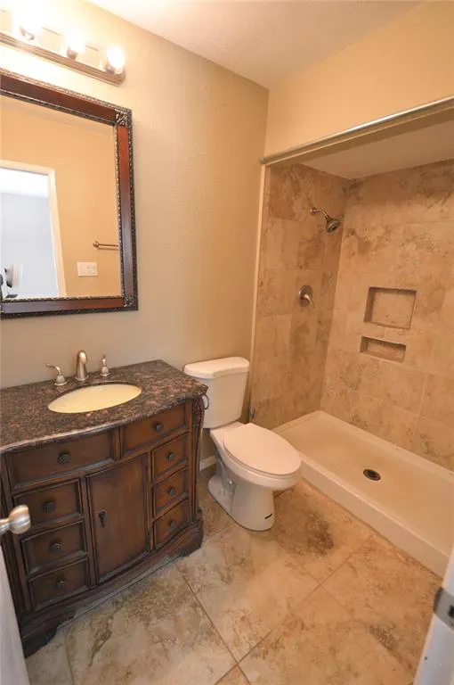 740 Wandering Way Drive