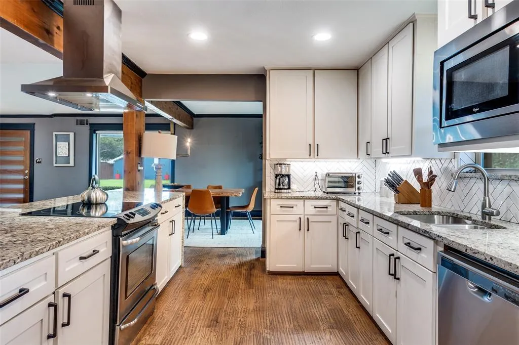 10355 Carry Back Circle