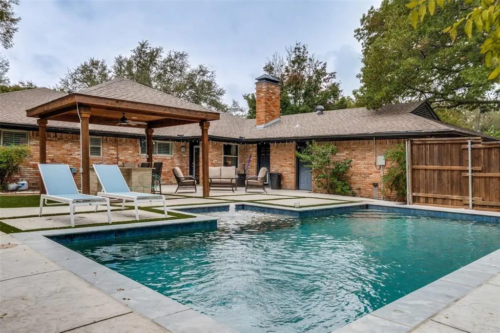 10355 Carry Back Circle