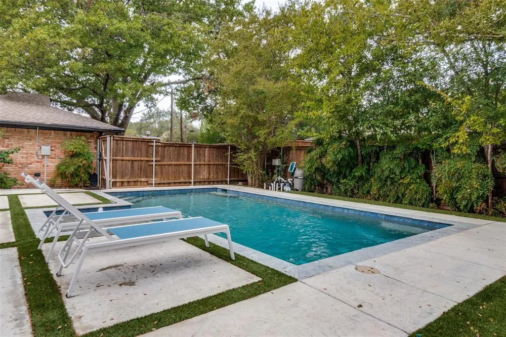 10355 Carry Back Circle