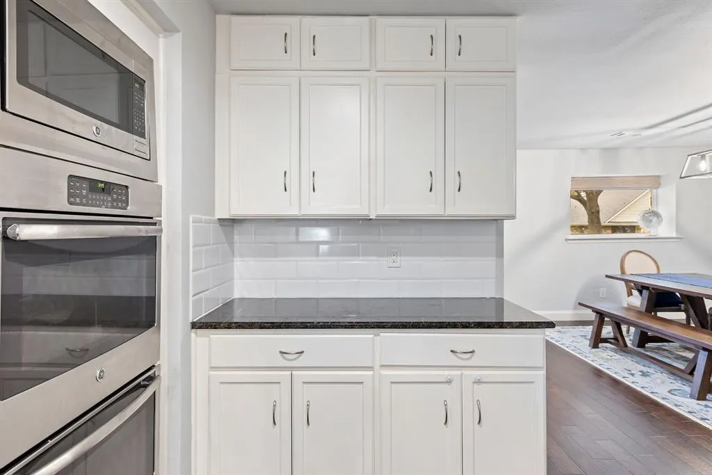 15935 Longvista Drive