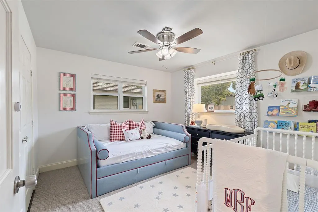 15935 Longvista Drive