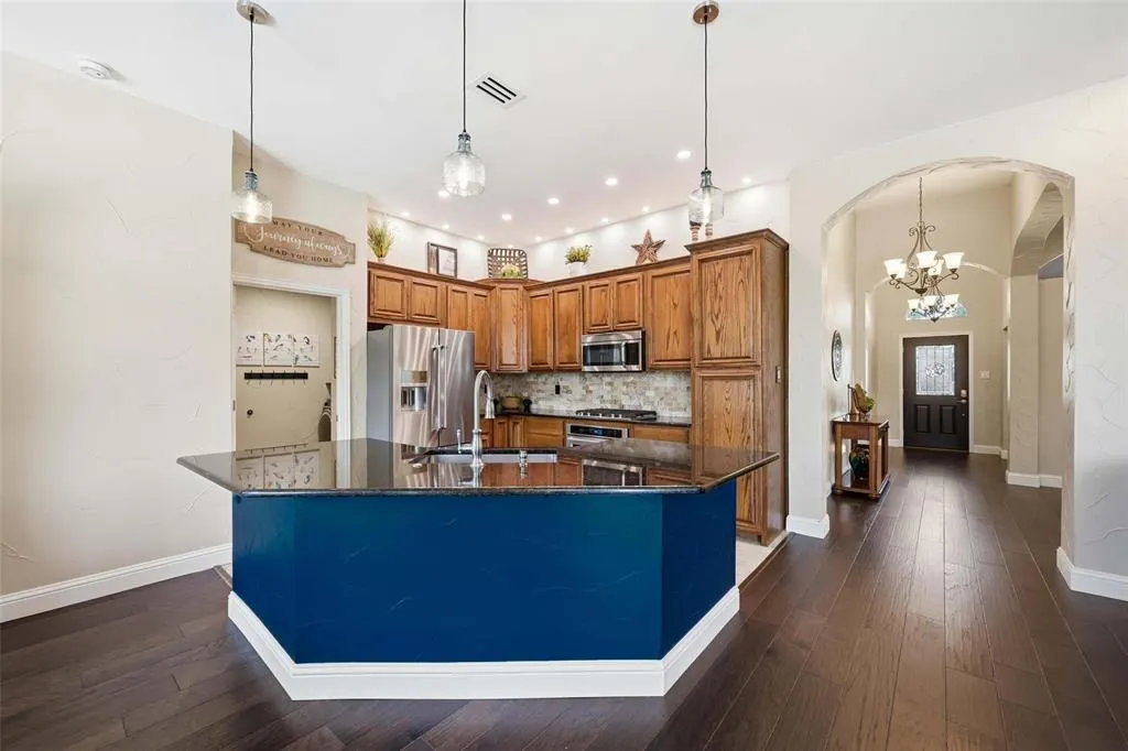 7014 Fieldstone Drive