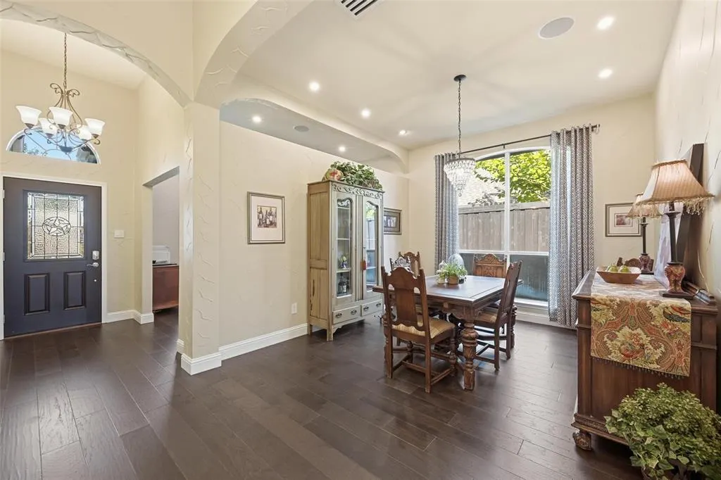 7014 Fieldstone Drive