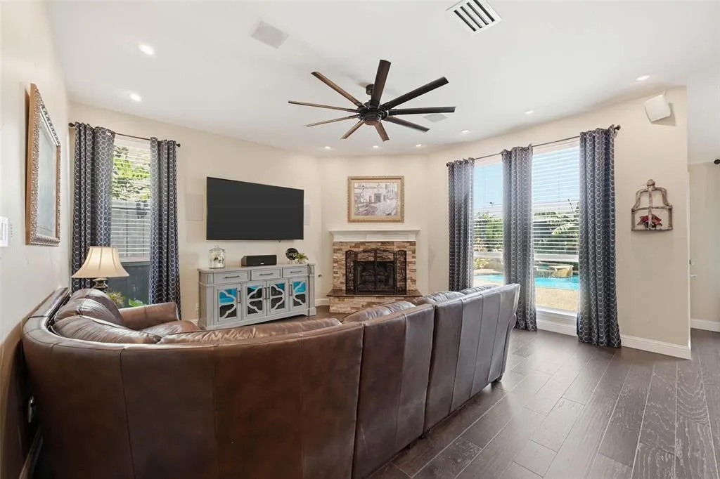 7014 Fieldstone Drive