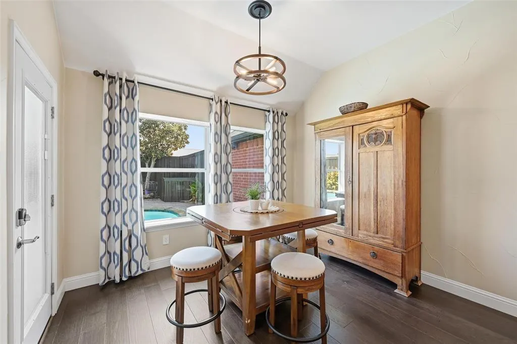 7014 Fieldstone Drive