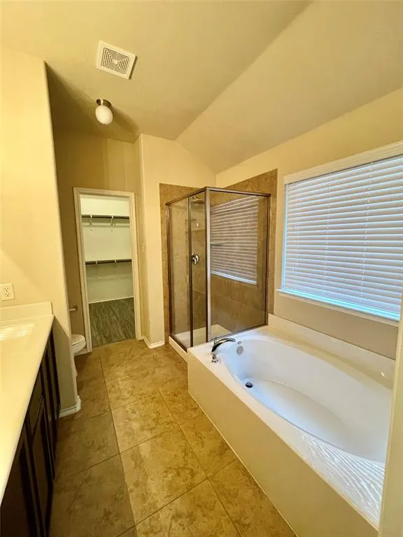 1117 Lake Grove Drive