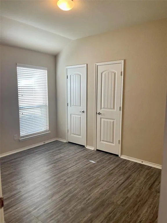 1117 Lake Grove Drive