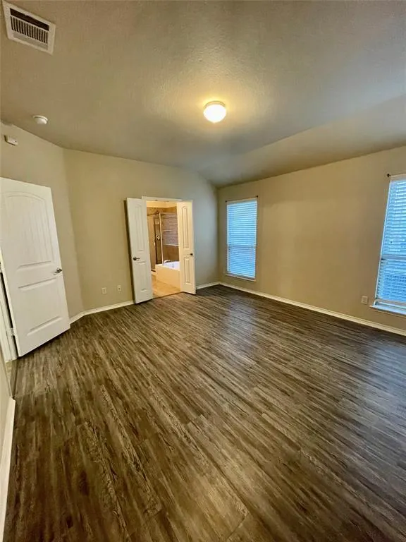 1117 Lake Grove Drive