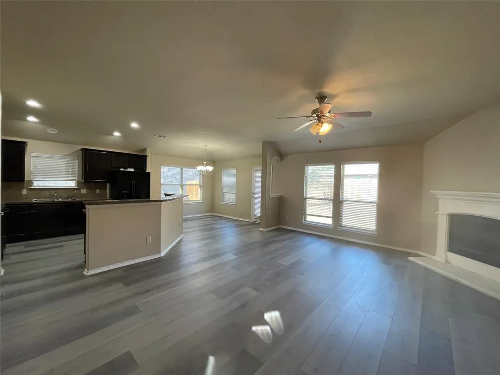 1117 Lake Grove Drive