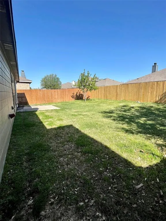 1117 Lake Grove Drive