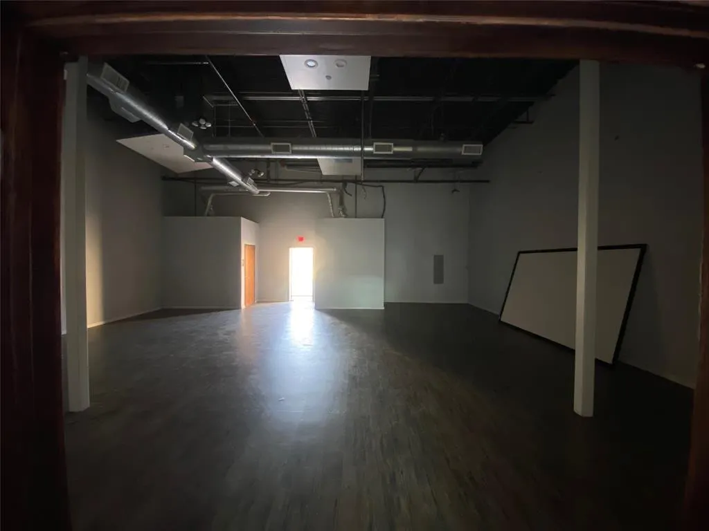 26785 E University Drive, #400