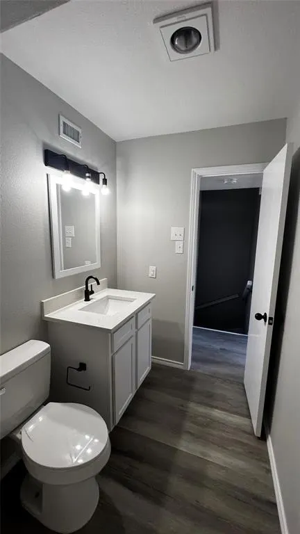 9809 Park Lane Place