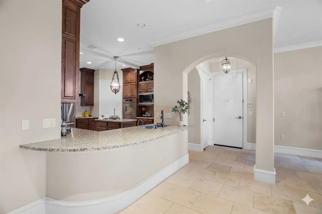 6601 Mediterranean Drive, #6302