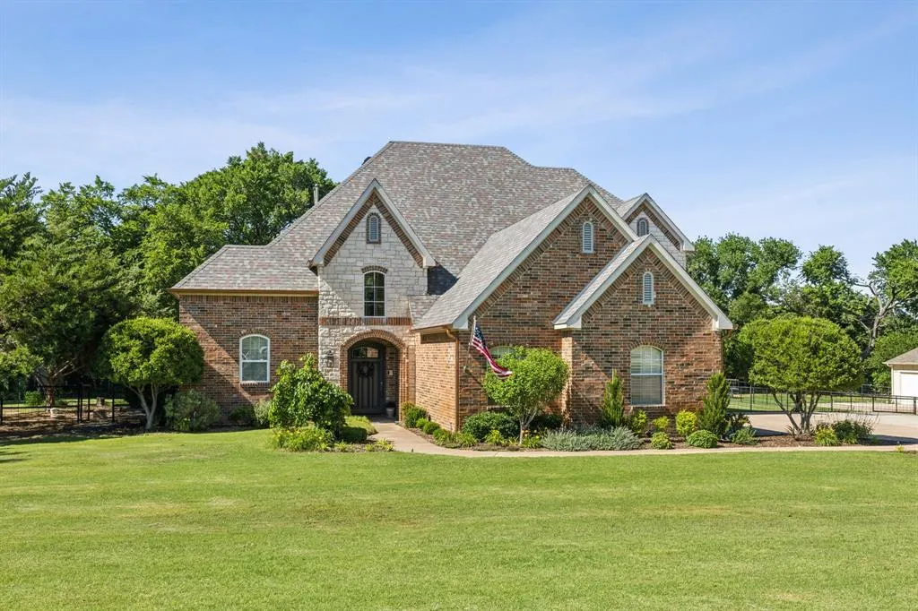 9111 Saddle Horn Court