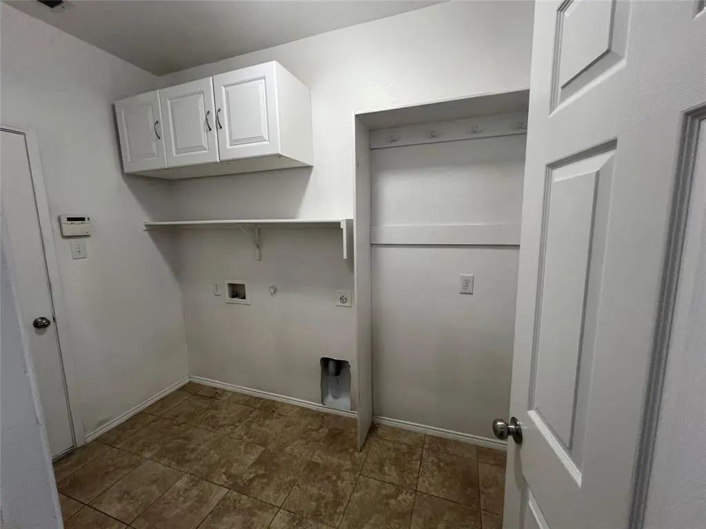 1817 ABBY CREEK Drive