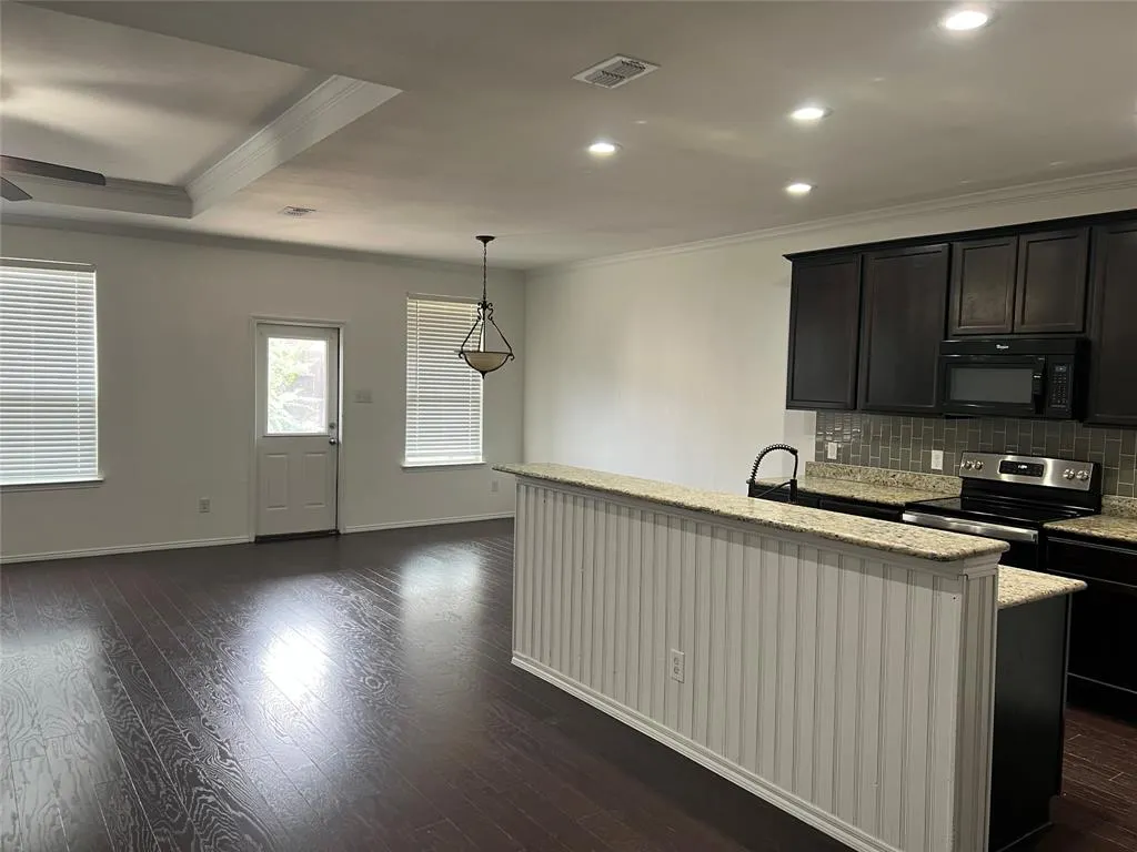 1817 ABBY CREEK Drive