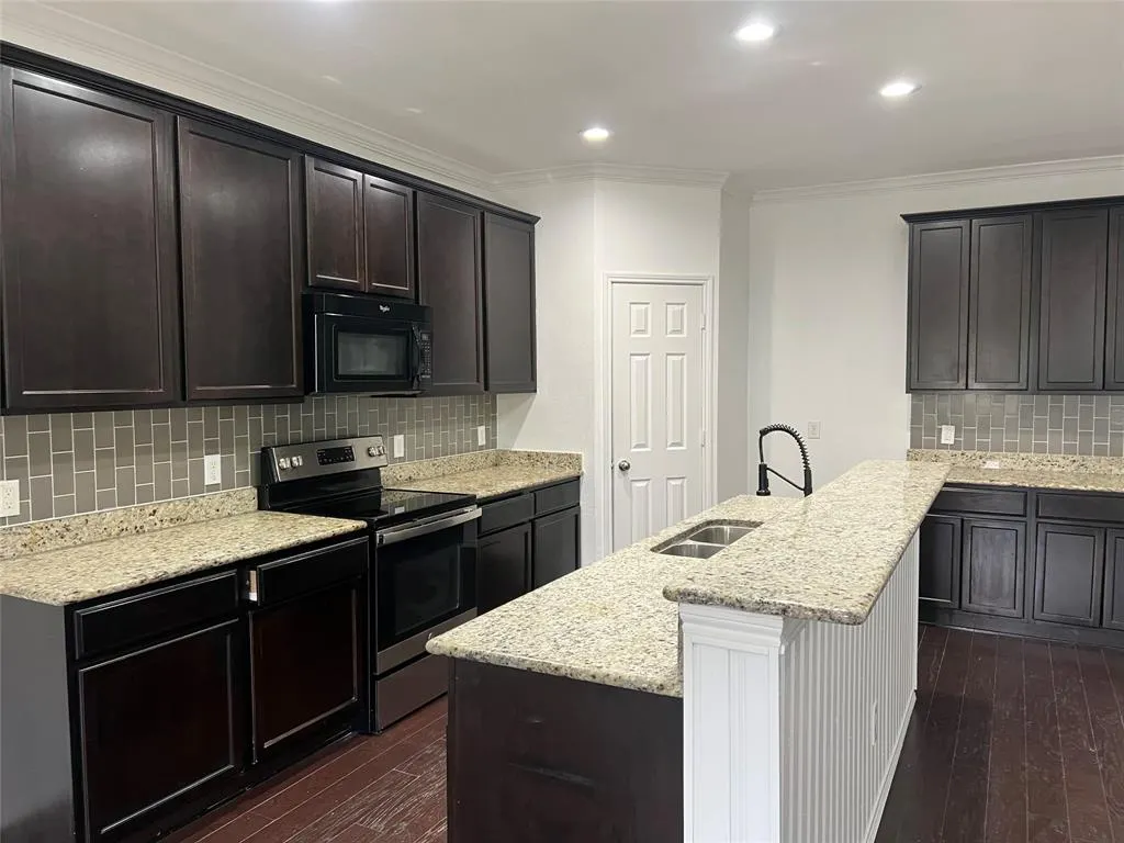 1817 ABBY CREEK Drive