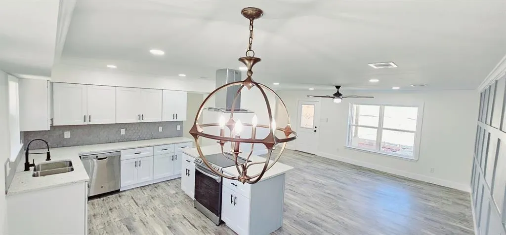 1612 Lynn Haven Avenue