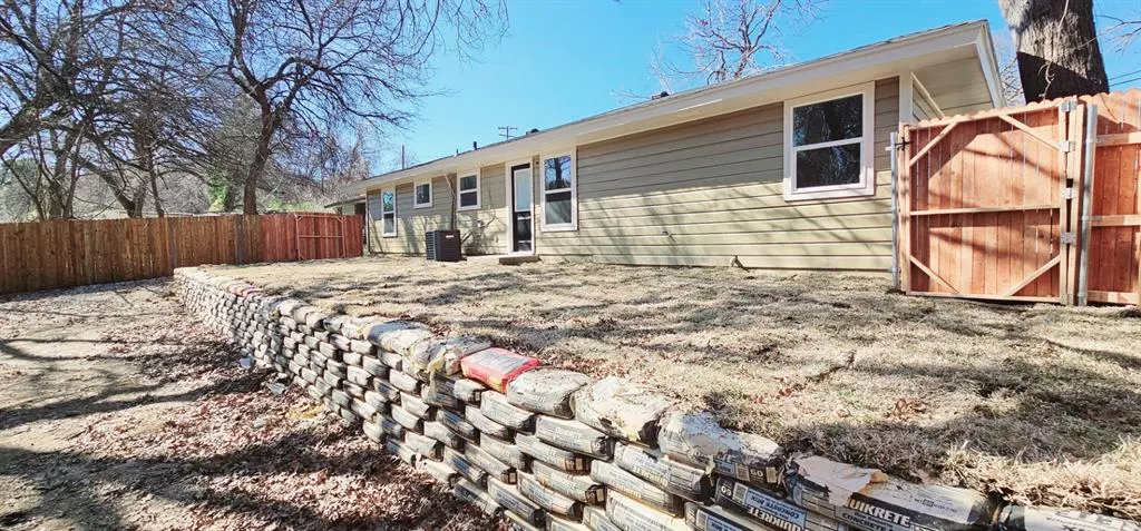 1612 Lynn Haven Avenue