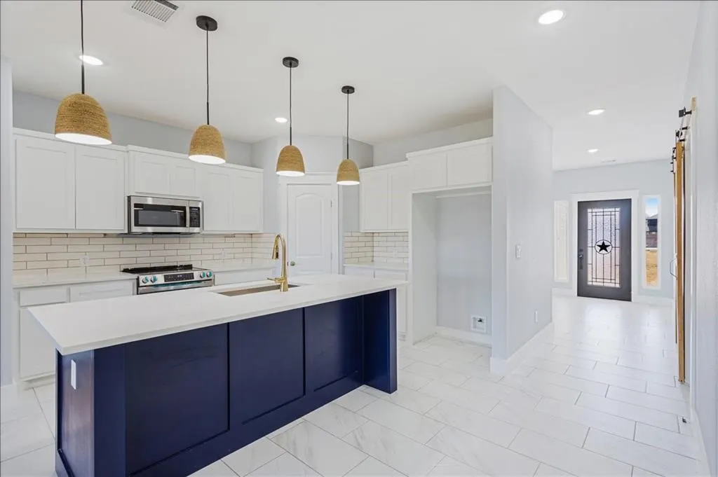 2355 County Road 376