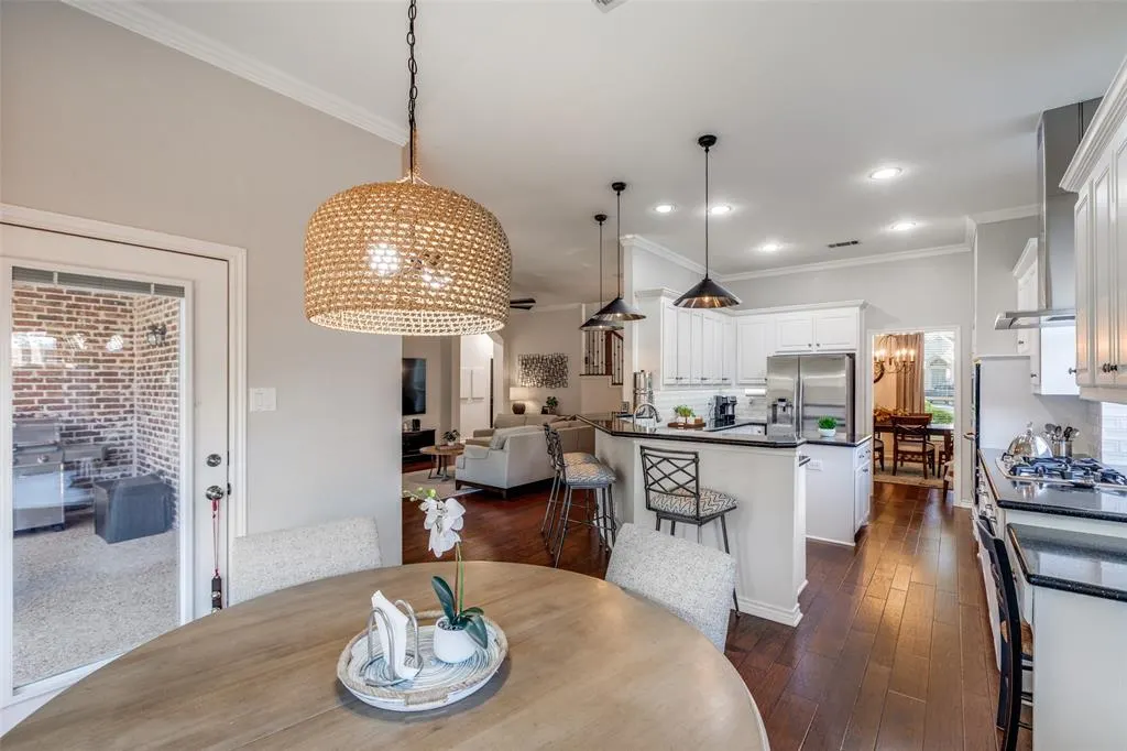 1731 Cross Point Road