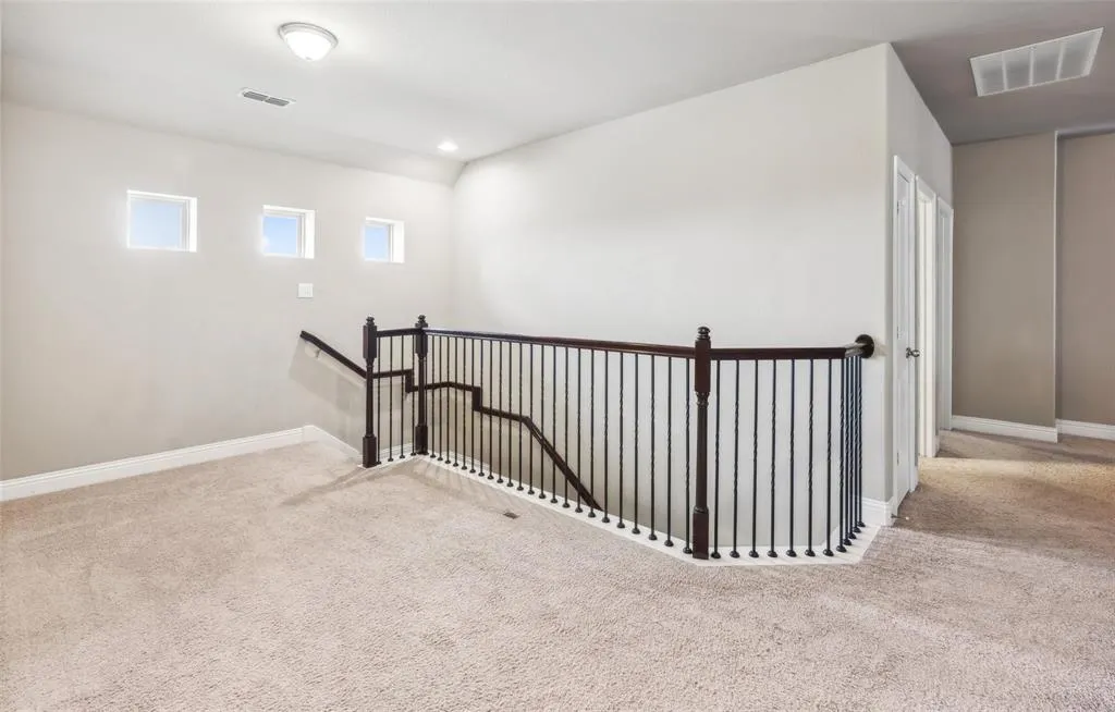 2612 Castle Creek Drive