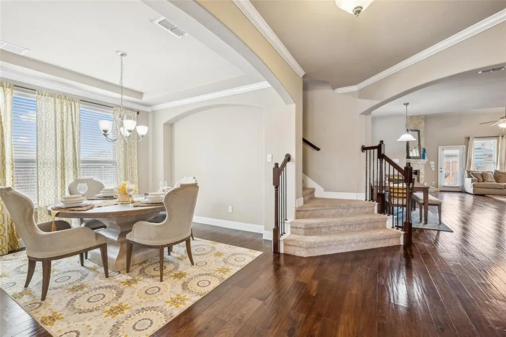 2612 Castle Creek Drive