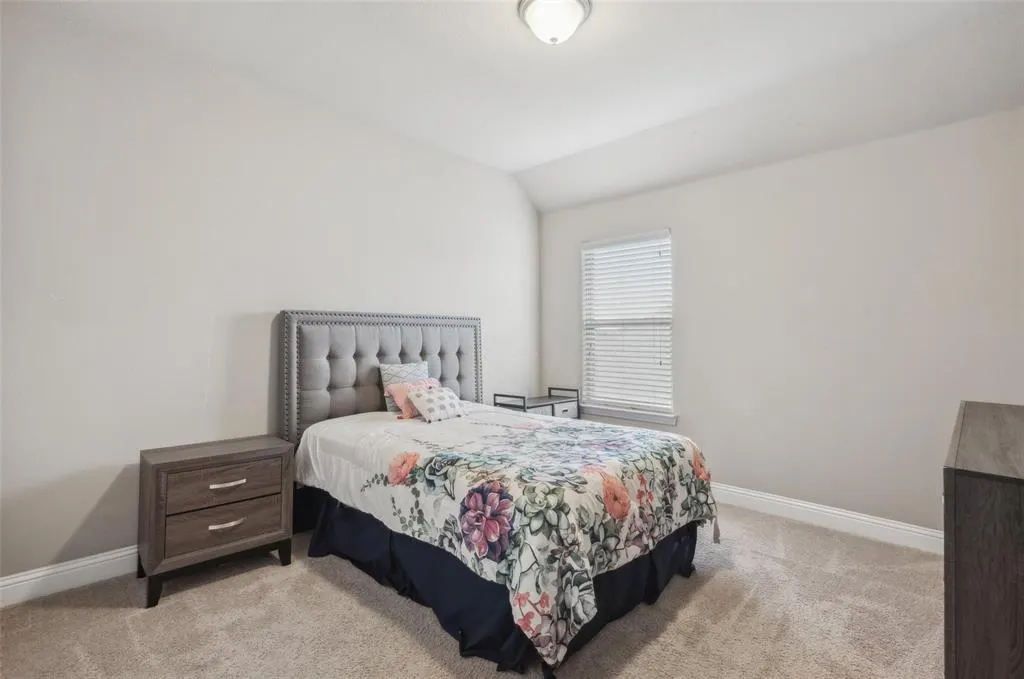 2612 Castle Creek Drive