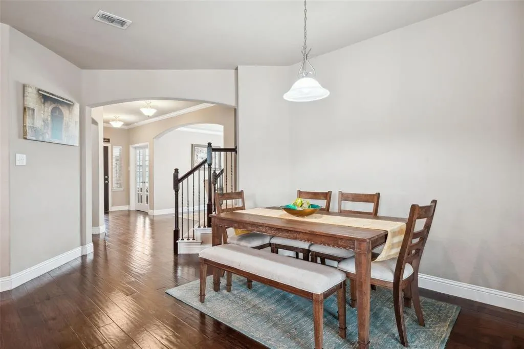 2612 Castle Creek Drive