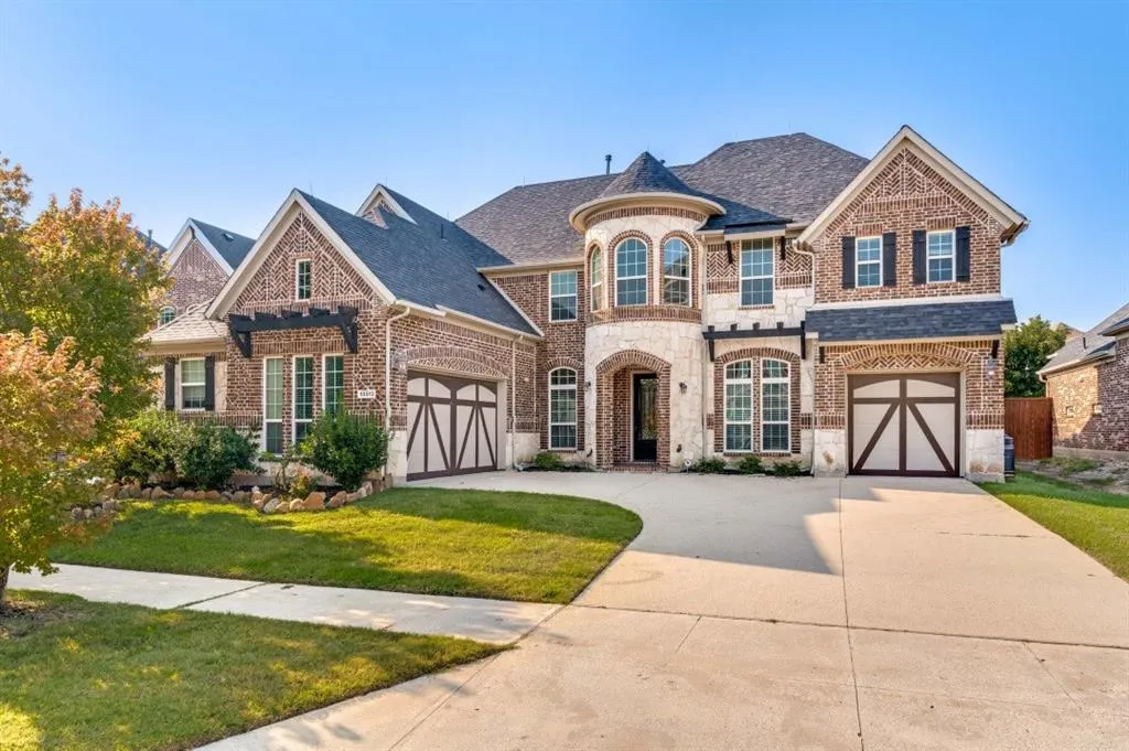 13513 Mardi Gras Lane