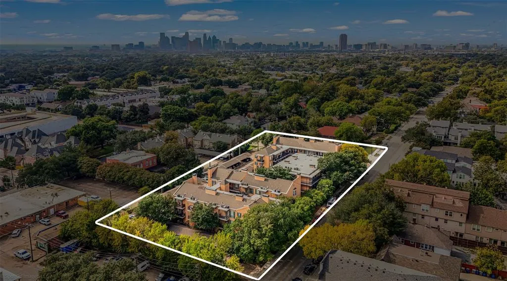 6318 Richmond Avenue, #4203