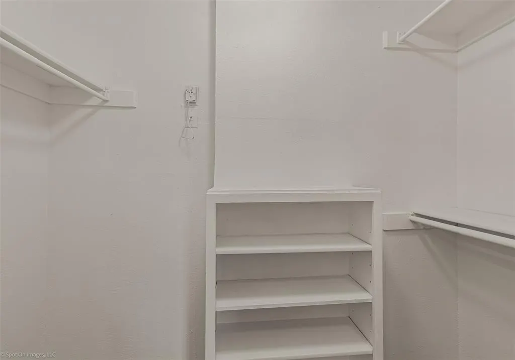 6318 Richmond Avenue, #4202