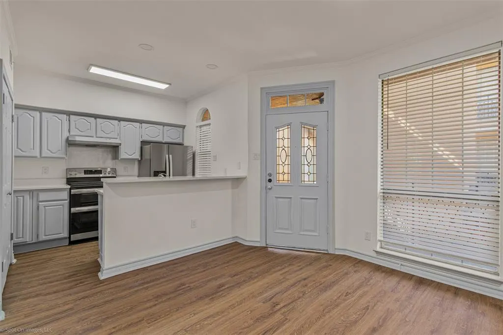 6318 Richmond Avenue, #4202