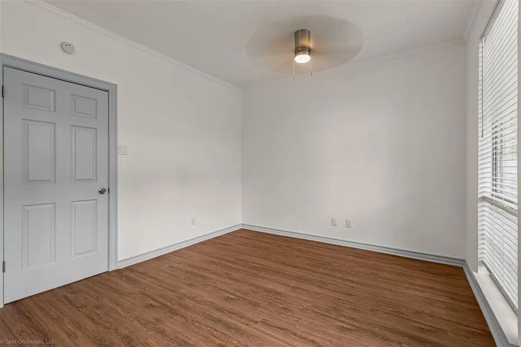 6318 Richmond Avenue, #4202