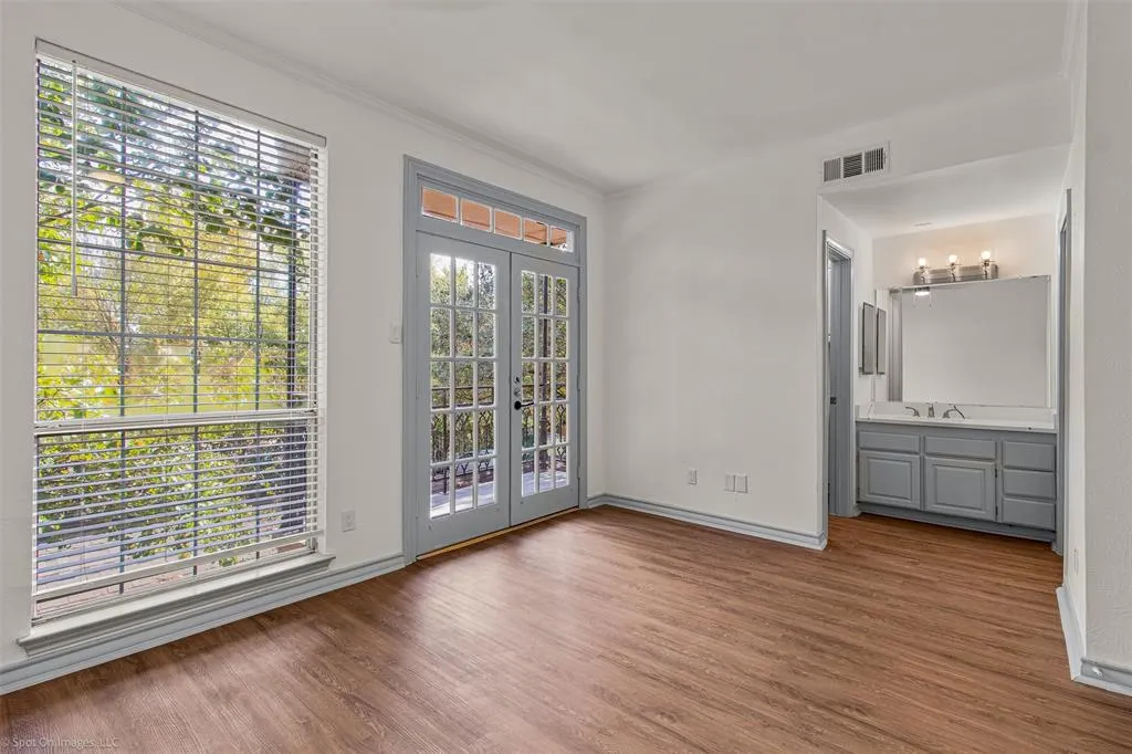 6318 Richmond Avenue, #4202