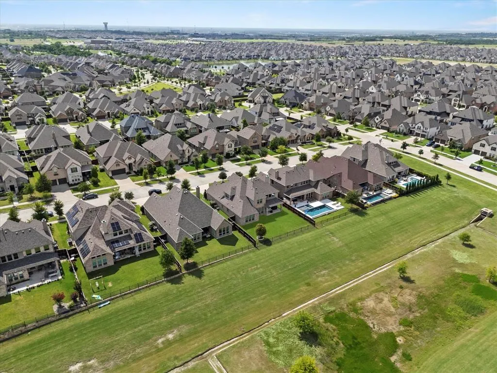 14224 Wheatfield Lane