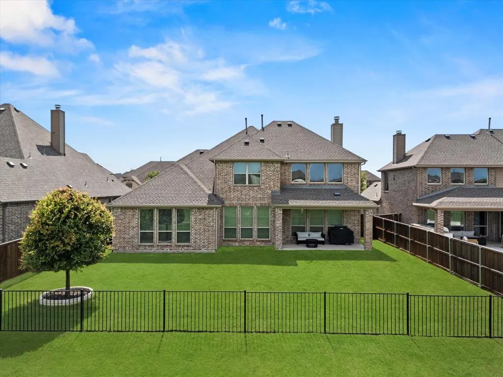 14224 Wheatfield Lane