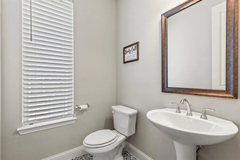 14224 Wheatfield Lane