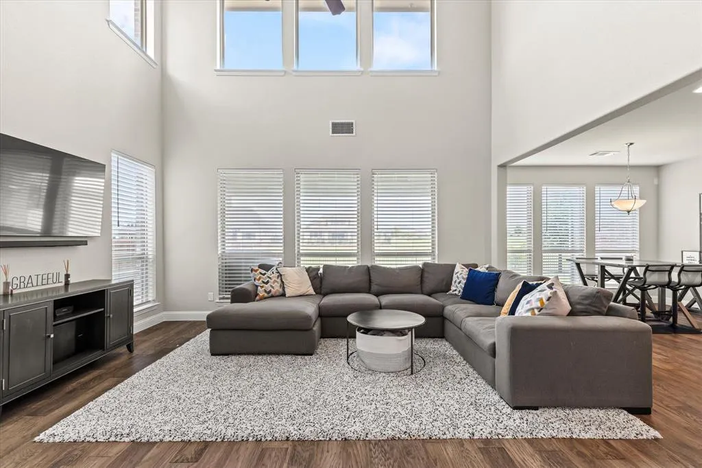 14224 Wheatfield Lane